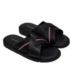 Ανδρικές Δερμάτινες Παντόφλες Tommy Hilfiger FM0FM05783-BDS Μαύρες